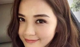 圆脸甜美小花圈内爆料,圆脸甜美小花圈粉无数，揭秘幕后故事